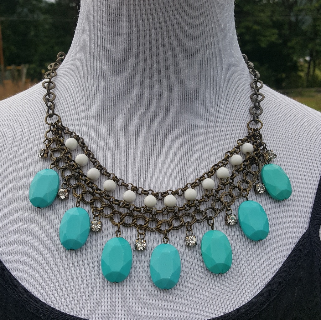 Antique Looking Necklace 10$